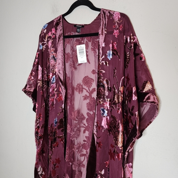 NWT Torrid Burnout Velvet Kimono Burgundy Floral size 00/0 M/L - Picture 11 of 16